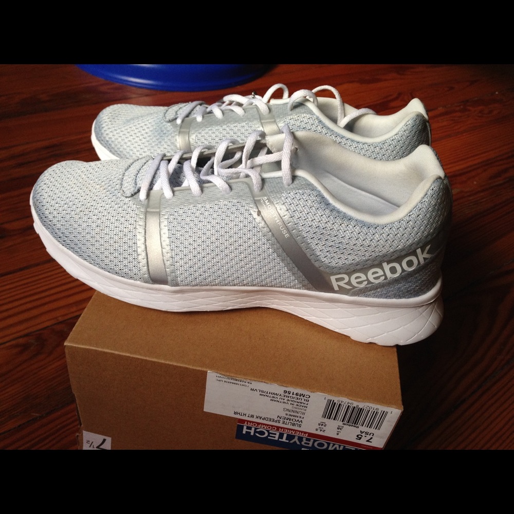 Women's Reebok Running Sneakers, Size 7.5 NWOT